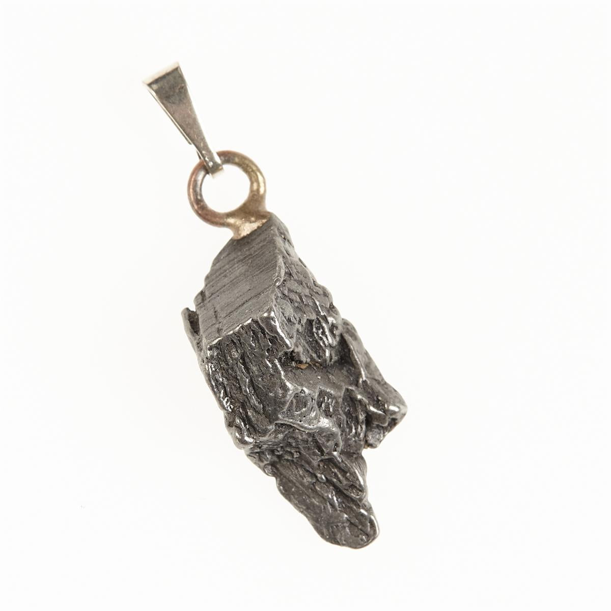 Přívěsek s meteoritem