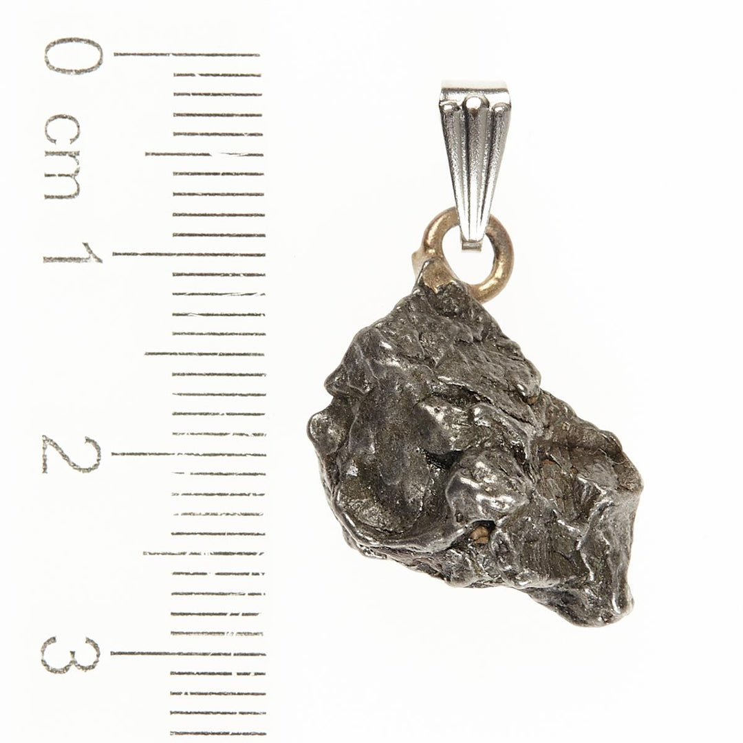 Přívěsek s meteoritem