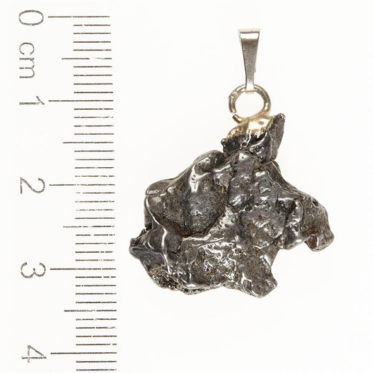 Přívěsek s meteoritem