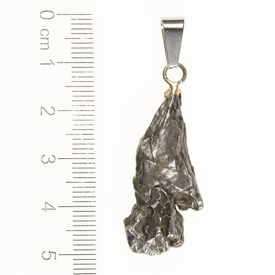 Přívěsek s meteoritem
