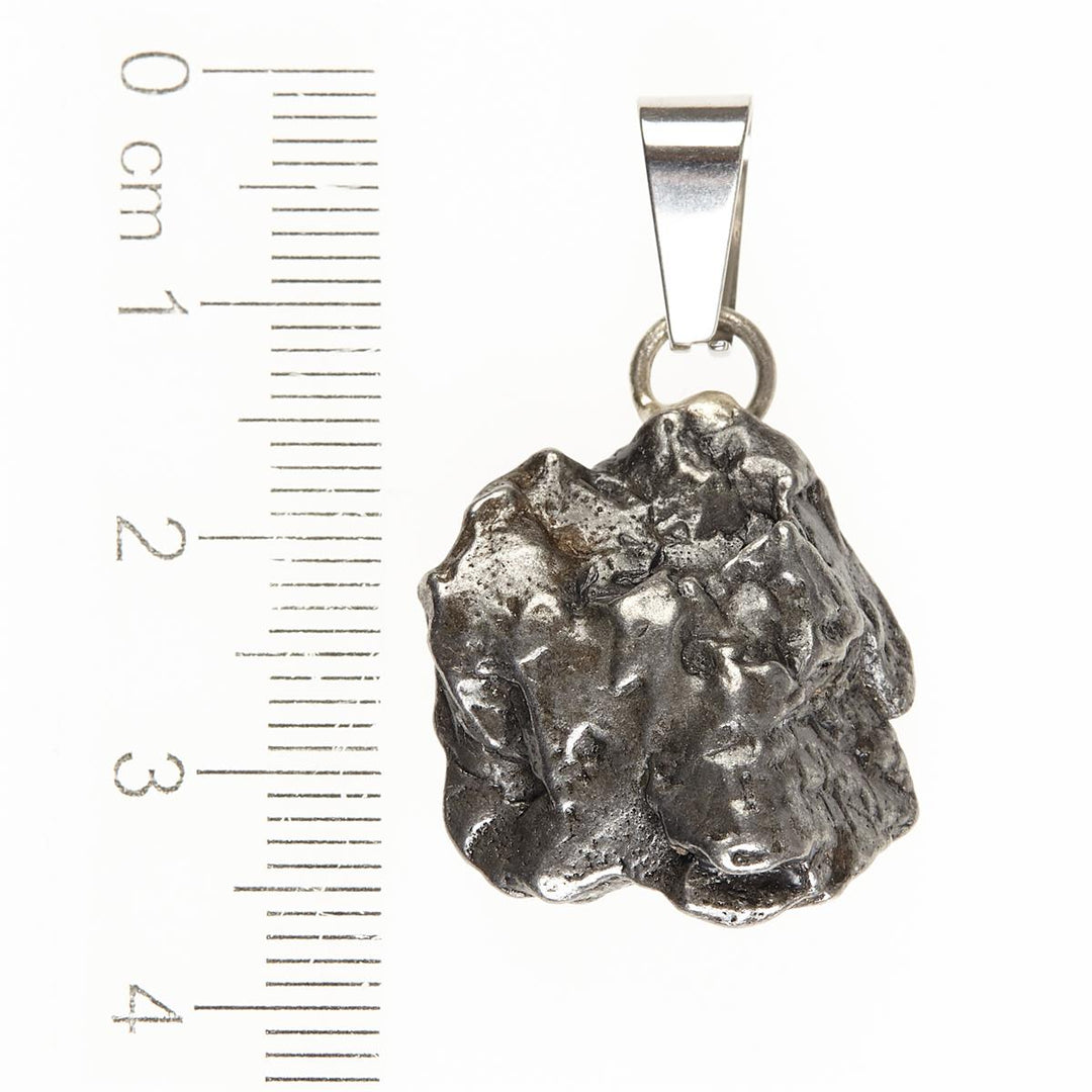 Přívěsek s meteoritem