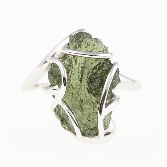 Stříbrný prsten s přírodním vltavínem