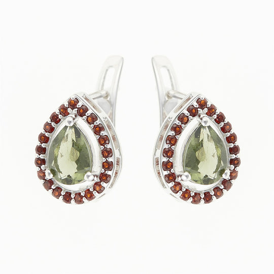 Stříbrné náušnice s vltavíny a granáty